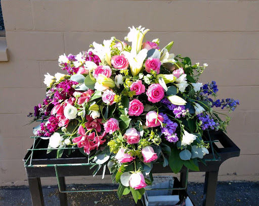 Florist «Village Flowers & Gifts», reviews and photos, 527 W Lodi Ave, Lodi, CA 95242, USA