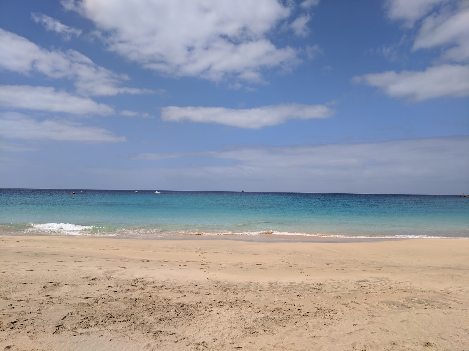 Vila do Maio的照片 带有长直海岸