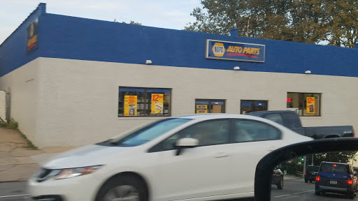 Auto Parts Store «NAPA Auto Parts - Genuine Parts Company», reviews and photos, 1215 Cottman Ave, Philadelphia, PA 19111, USA