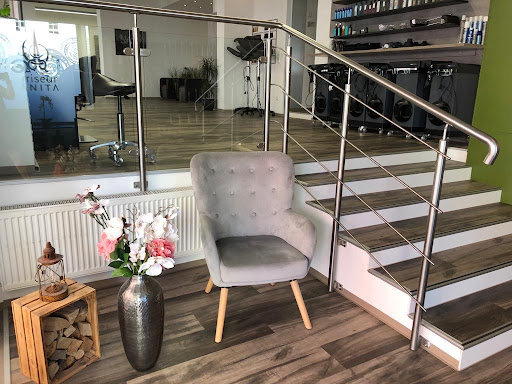 Anita Fladenhofer In Mürzzuschlag