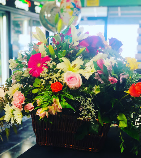 Florist «Blooming Creations Florist», reviews and photos, 8035 Culebra Rd #102, San Antonio, TX 78251, USA