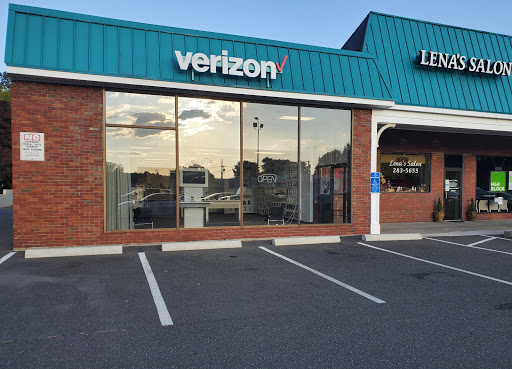 Cell Phone Store «GoWireless Verizon Authorized Retailer», reviews and photos, 1581 Main St, Palmer, MA 01069, USA