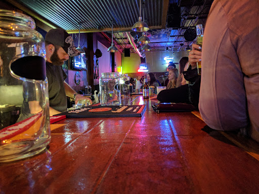 Bar & Grill «The Warehouse Bar & Grill», reviews and photos, 3346 S Peoria Ave, Tulsa, OK 74105, USA