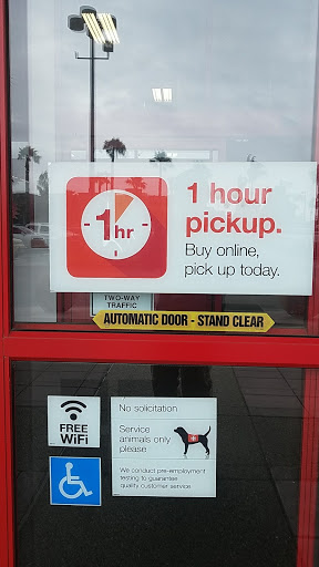 Office Supply Store «Staples», reviews and photos, 411 W Esplanade Dr, Oxnard, CA 93036, USA