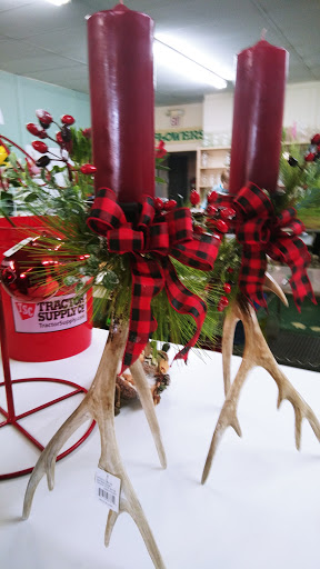 Florist «Evans Florist», reviews and photos, 410 1st Ave E, Oneonta, AL 35121, USA