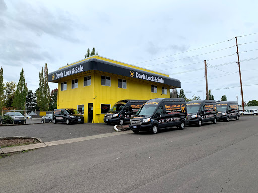 Locksmith «Davis Lock & Safe», reviews and photos, 3880 SW 170th Ave, Beaverton, OR 97007, USA