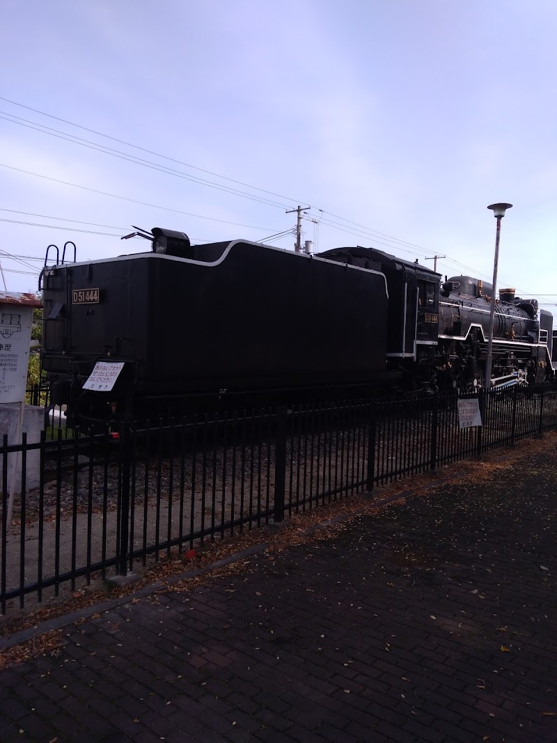 蒸気機関車C58 119号機・D51 444号機・貨車移動機