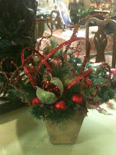 Florist «Unique Flower Fashions, Inc», reviews and photos, 2814 Bransford Ave, Nashville, TN 37204, USA