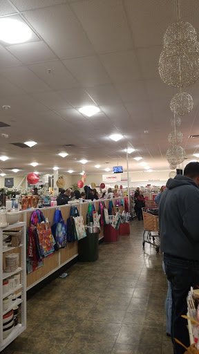 Department Store «HomeGoods», reviews and photos, 10813 Zelzah Ave, Granada Hills, CA 91344, USA