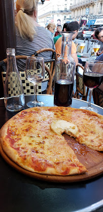 Pizza du Restaurant Le Mondial à Paris - n°3