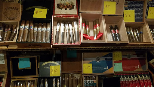 Tobacco Shop «Trading Post Tobacco & Cigars», reviews and photos, 5510 W Devon Ave, Chicago, IL 60646, USA