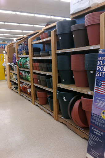 Pet Supply Store «CountryMax - Geneseo», reviews and photos, 4101 Lakeville Rd, Geneseo, NY 14454, USA