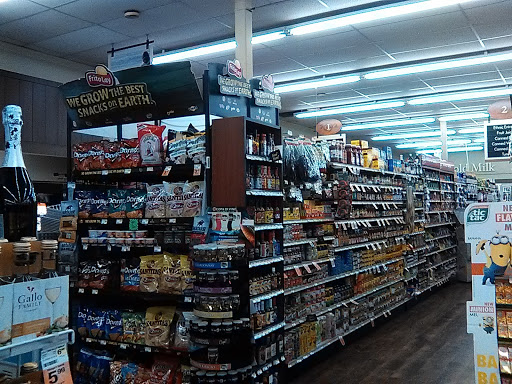 Grocery Store «Rays Food Place», reviews and photos, 1555 Oregon St, Port Orford, OR 97465, USA