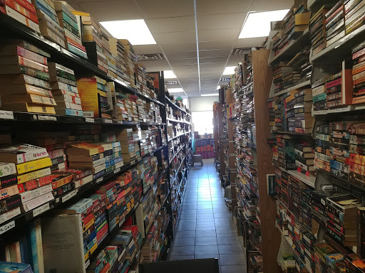 Used Book Store «Book Nook», reviews and photos, 143 Delaware Ave, Glen Burnie, MD 21061, USA