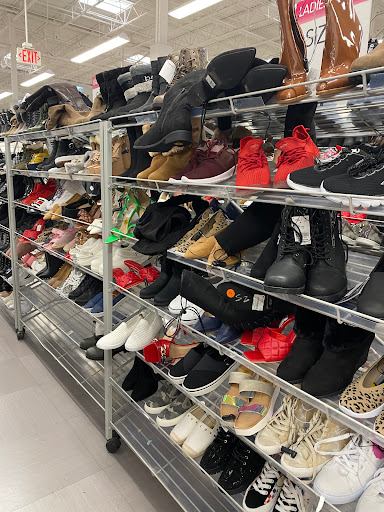 Clothing Store «Burlington Coat Factory», reviews and photos, 3671 N Freeway Blvd, Sacramento, CA 95834, USA