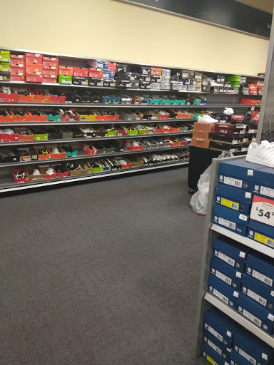 Shoe Store «Shoe Carnival», reviews and photos, 321 NW Loop 410, San Antonio, TX 78216, USA