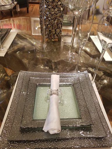 Furniture Store «Z Gallerie - Highland Village», reviews and photos, 3920 Westheimer Rd, Houston, TX 77027, USA