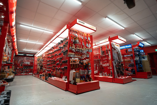 Red Box Tools - Hardware store
