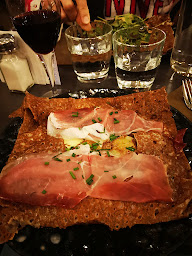 Photo n°124 de Crêperie Contemporaine 142 à Paris ()