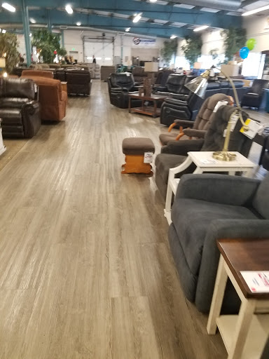 Furniture Store «The Old Cannery Furniture Warehouse», reviews and photos, 13608 Valley Ave E, Sumner, WA 98390, USA