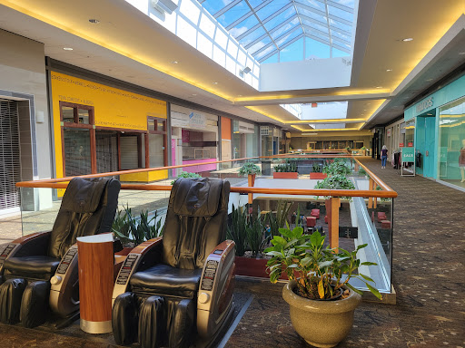 Shopping Mall «Valley West Mall», reviews and photos, 1551 Valley W Dr, West Des Moines, IA 50266, USA