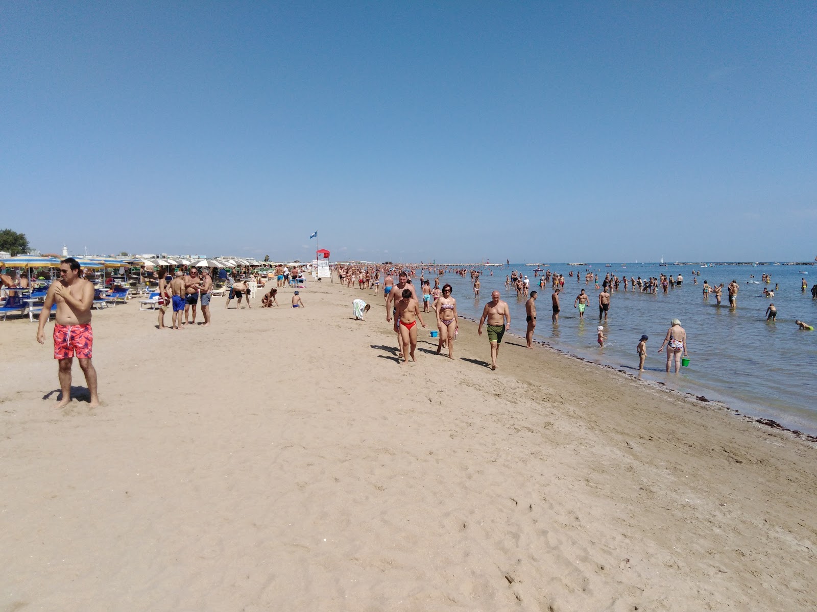 Photo de Plage de Libera Cesenatico avec sable fin et lumineux de surface