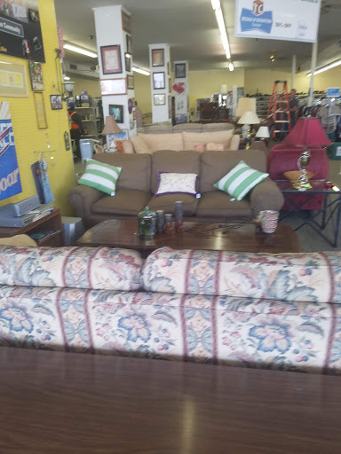 Thrift Store «Teen Challenge», reviews and photos