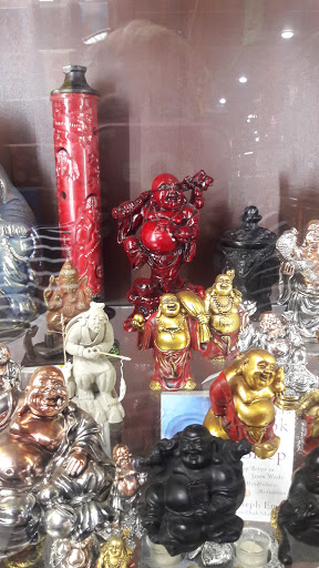 Tobacco Shop «Hunky Dory Pipe & Tobacco», reviews and photos, 271 W 7th Ave, Eugene, OR 97401, USA