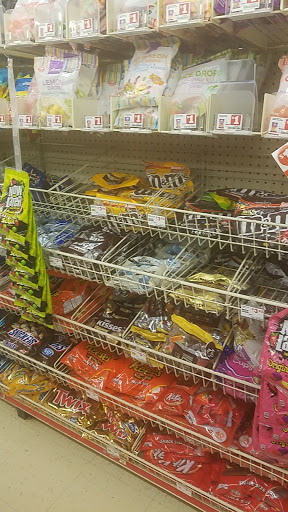 Dollar Store «FAMILY DOLLAR», reviews and photos, 585 Hazard Ave, Enfield, CT 06082, USA