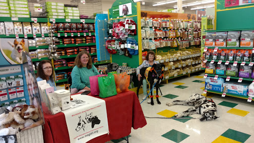 Pet Supply Store «Pet Supplies Plus», reviews and photos, 1764 Tilden Ridge Dr, Hamburg, PA 19526, USA