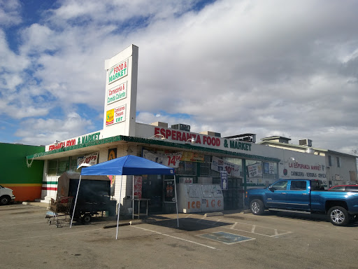 La Esperanza Food & Market, 204 W Kern Ave, McFarland, CA 93250, USA, 