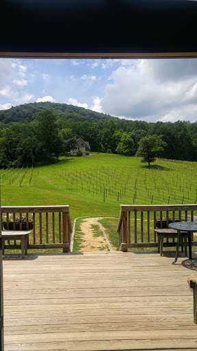 Winery «Cobbler Mountain Cellars», reviews and photos, 5909 Long Fall Ln, Delaplane, VA 20144, USA