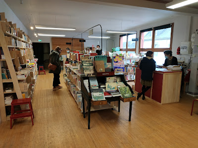 Librairie de l'Angle Rouge à Douarnenez