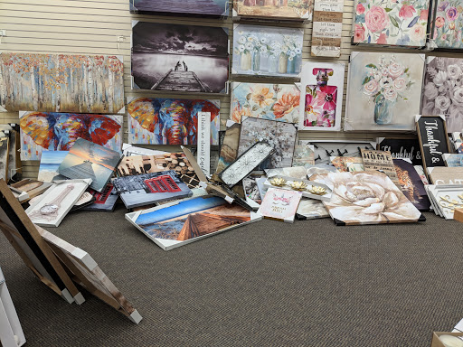 Clothing Store «Burlington Coat Factory», reviews and photos, 31940 Gratiot Ave, Roseville, MI 48066, USA