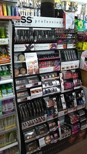 Beauty Supply Store «Tnt Beauty Supply», reviews and photos, 3518 E Main St, Kalamazoo, MI 49048, USA