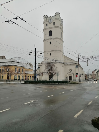 Hozzászólások és értékelések az Debreceni Jézus Szíve Templom-ról