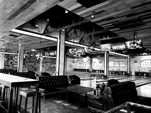 Bowling Alley «Bowl & Barrel», reviews and photos, 17619 La Cantera Pkwy Ste 102, San Antonio, TX 78257, USA