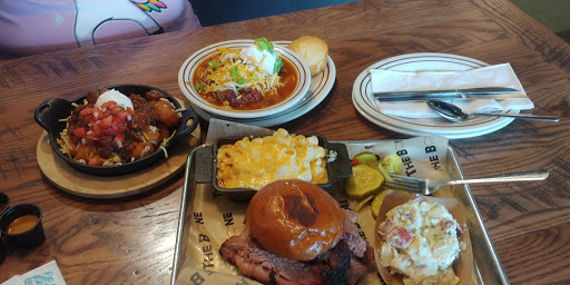 Shopping Mall «The Shops at Stonewall», reviews and photos, 8297 Stonewall Shops Square, Gainesville, VA 20155, USA