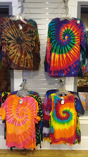 Tobacco Shop «Green Fields Smoke Shop», reviews and photos, 1237 E Brady St, Milwaukee, WI 53202, USA