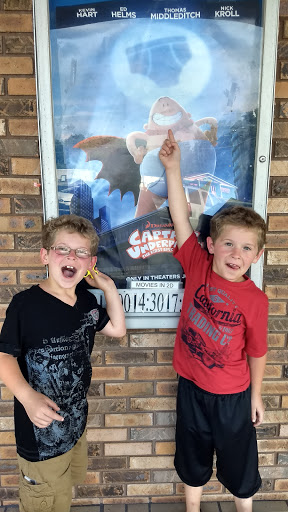 Movie Theater «Showtime Cinemas», reviews and photos, 895 N Dixie Blvd, Radcliff, KY 40160, USA