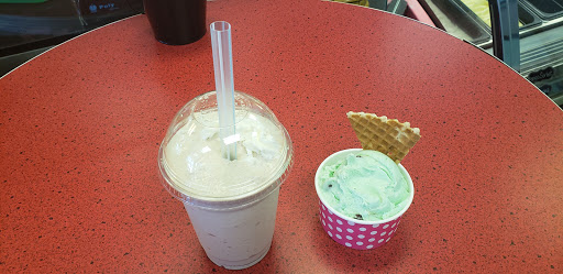 Ice Cream Shop «Udder Delights», reviews and photos, 1385 E Warner Rd #103, Gilbert, AZ 85296, USA