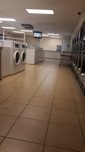Laundromat «College Mart Laundromat», reviews and photos, 1106 W Nob Hill Blvd, Yakima, WA 98902, USA