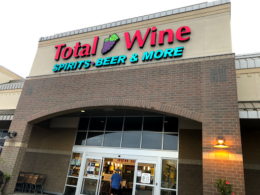 Total Wine & More, 510 Lake Dr, Chanhassen, MN 55317, USA, 