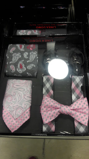 Clothing Store «K&G Fashion Superstore», reviews and photos, 7343 W Colonial Dr, Orlando, FL 32818, USA