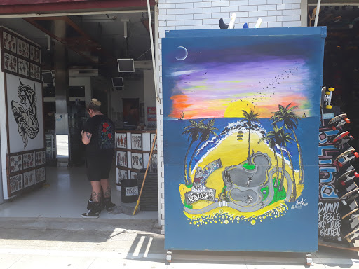 Tattoo Shop «House of Ink», reviews and photos, 8 Brooks Ave, Venice, CA 90291, USA