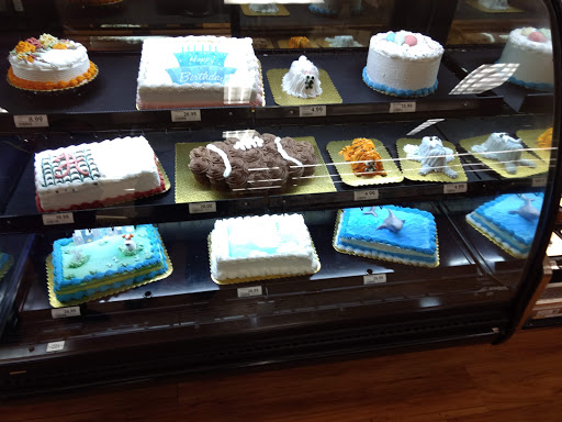 Grocery Store «Winn-Dixie», reviews and photos, 3331 Rainbow Dr, Rainbow City, AL 35906, USA