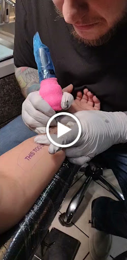 Tattoo Shop «Envy Skin Gallery», reviews and photos, 1528 Bethel Rd, Columbus, OH 43220, USA