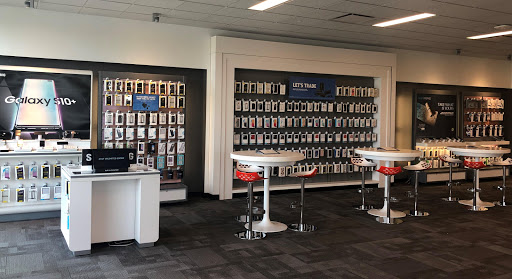 Cell Phone Store «AT&T», reviews and photos, 1545 Hilliard Rome Rd, Hilliard, OH 43026, USA
