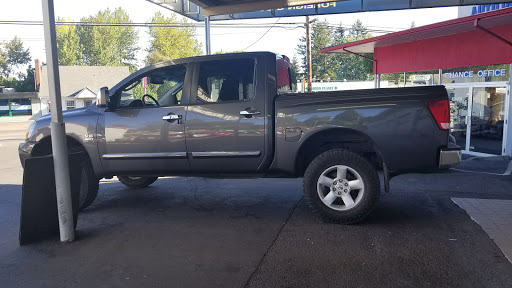 Used Car Dealer «Carr Used Cars», reviews and photos, 10075 SW Canyon Rd, Beaverton, OR 97005, USA