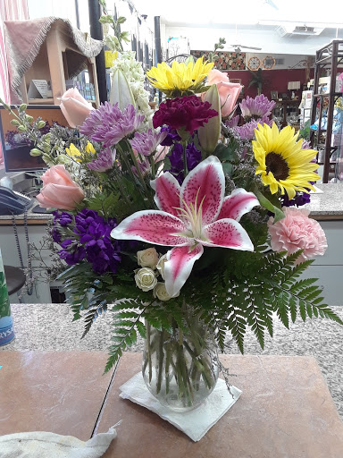 Florist «McDonald Floral And Gifts, Inc.», reviews and photos, 302 E Thomas Rd, Phoenix, AZ 85012, USA